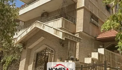 للبيع فيلا