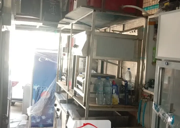 للبيع تجاري