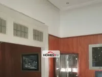 للإيجار مكتب