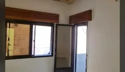 للبيع 4 غرف