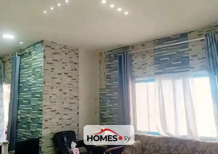 للبيع غرفتان