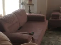 للبيع عدة غرف