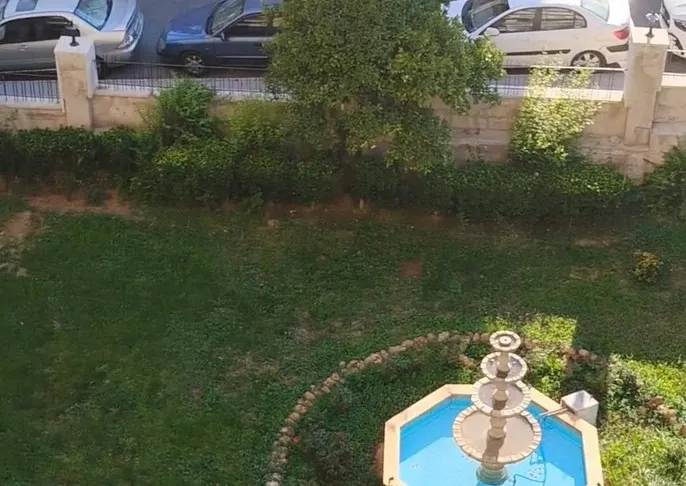 للبيع عدة غرف
