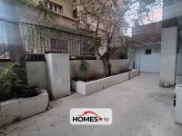 للبيع عدة غرف