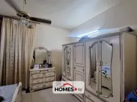 للبيع عدة غرف
