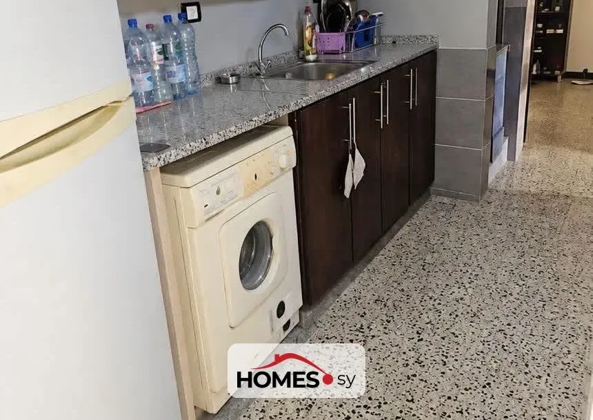 للبيع غرفتان