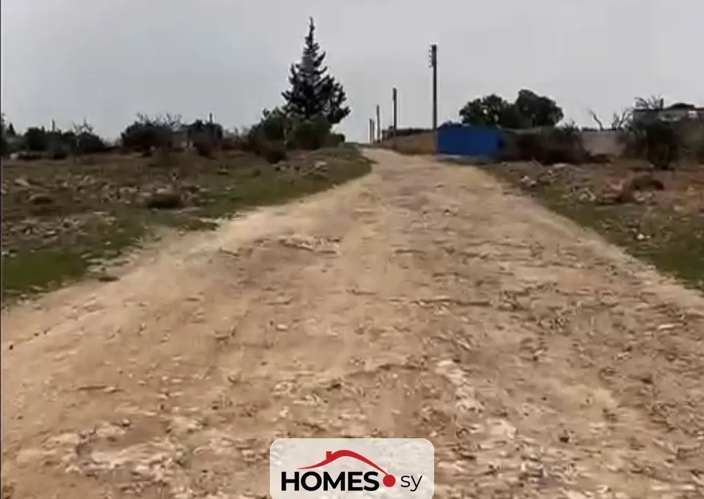للبيع أرض