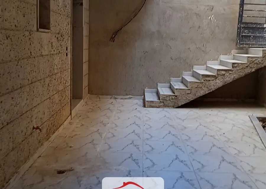 للبيع غرفتان