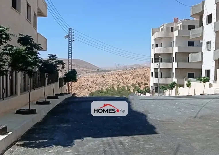 للبيع 4 غرف