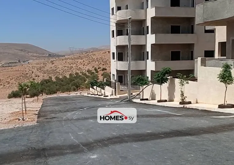 للبيع 4 غرف