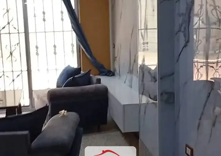 للبيع غرفتان