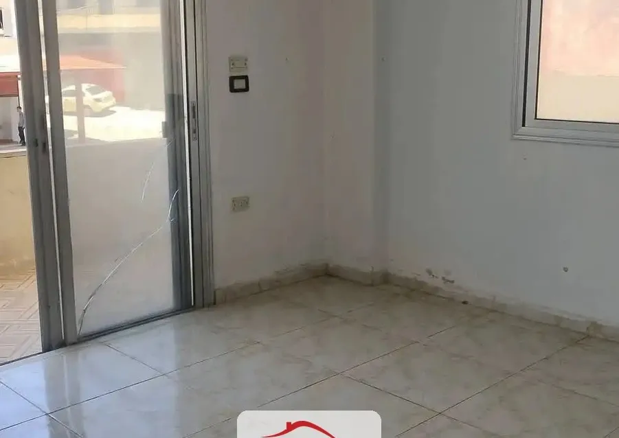 للبيع غرفتان