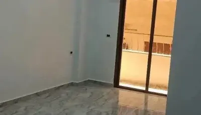 للبيع غرفتان