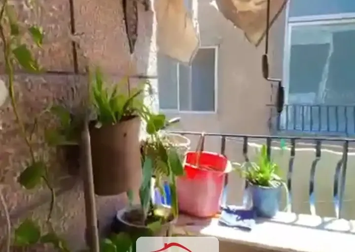 للبيع غرفتان