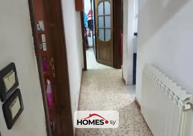 للبيع غرفتان