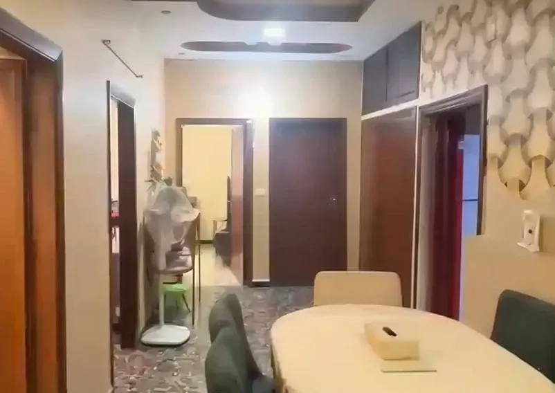 للبيع 4 غرف