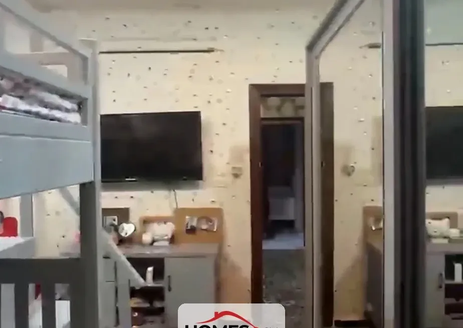 للبيع 4 غرف