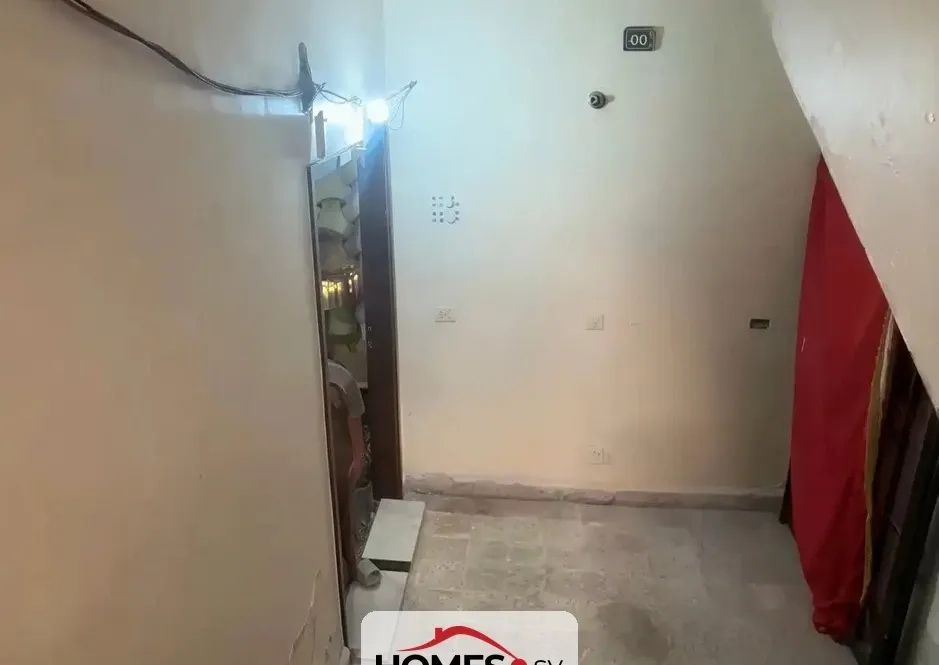 للبيع 4 غرف