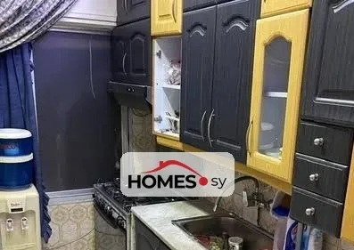للبيع 4 غرف