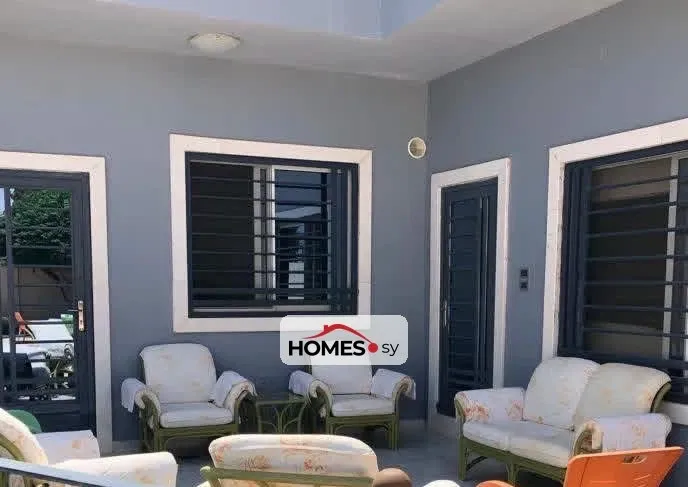 للبيع فيلا
