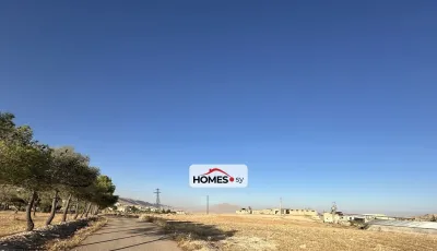 للبيع أرض