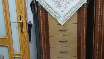 للبيع عدة غرف
