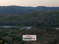 للبيع أرض