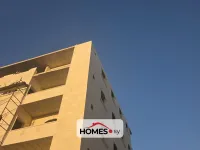 للبيع عدة غرف