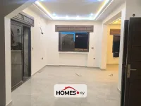 للبيع عدة غرف