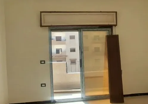 للبيع غرفتان