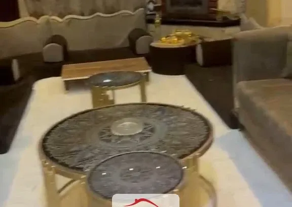 للبيع غرفتان