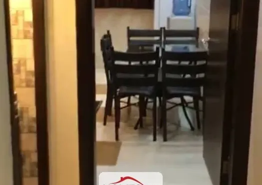 للبيع غرفتان