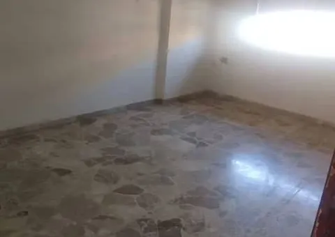 للبيع 4 غرف