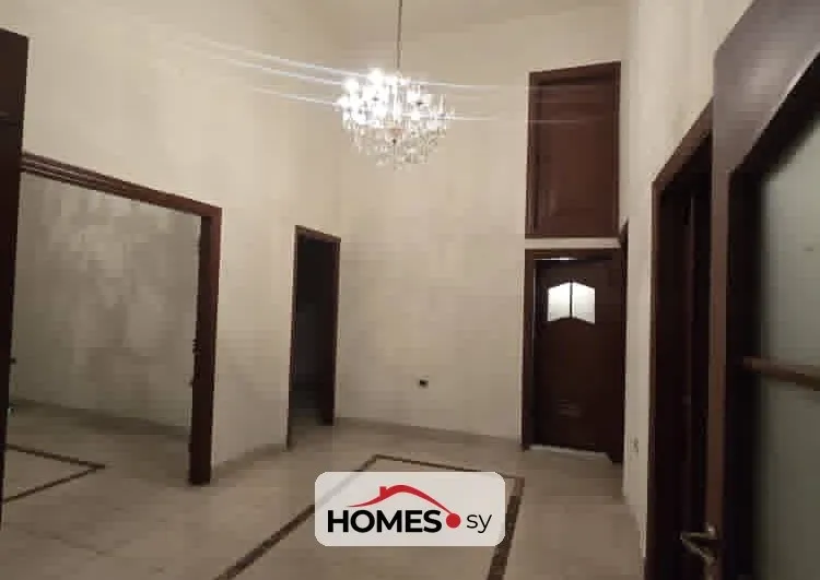 للإيجار 4 غرف