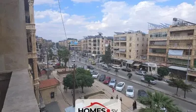للبيع عدة غرف