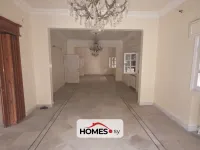 للبيع عدة غرف