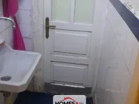 للبيع عدة غرف