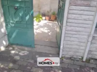 للبيع عدة غرف