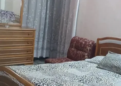 للبيع عدة غرف