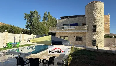 للبيع فيلا