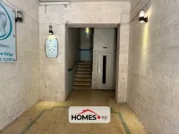 للبيع عدة غرف