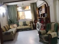 للبيع عدة غرف