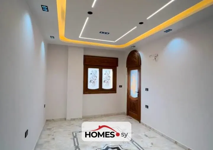 للبيع 4 غرف