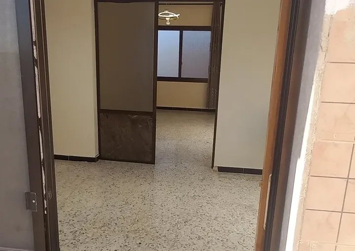 للبيع 3 غرف
