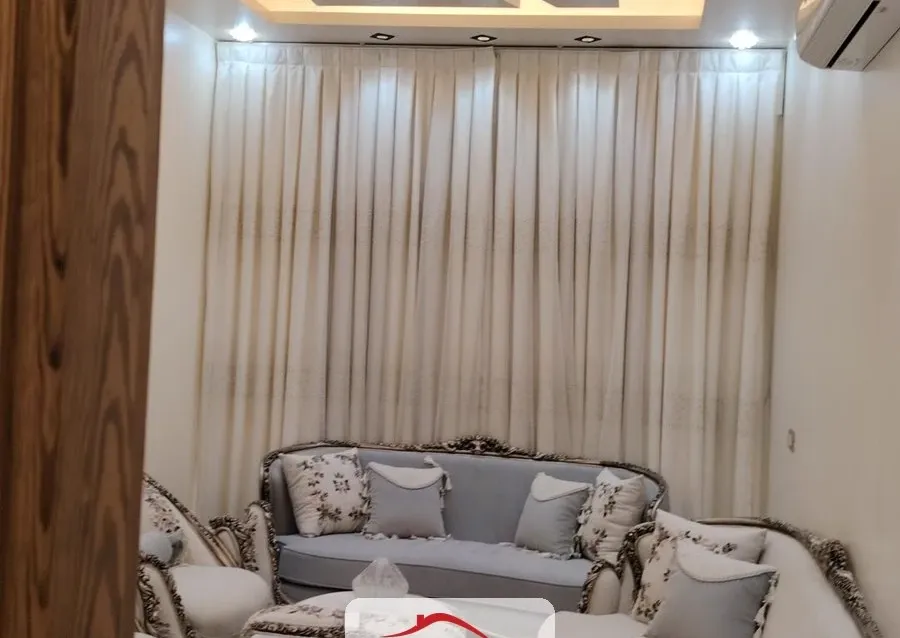 للبيع 4 غرف