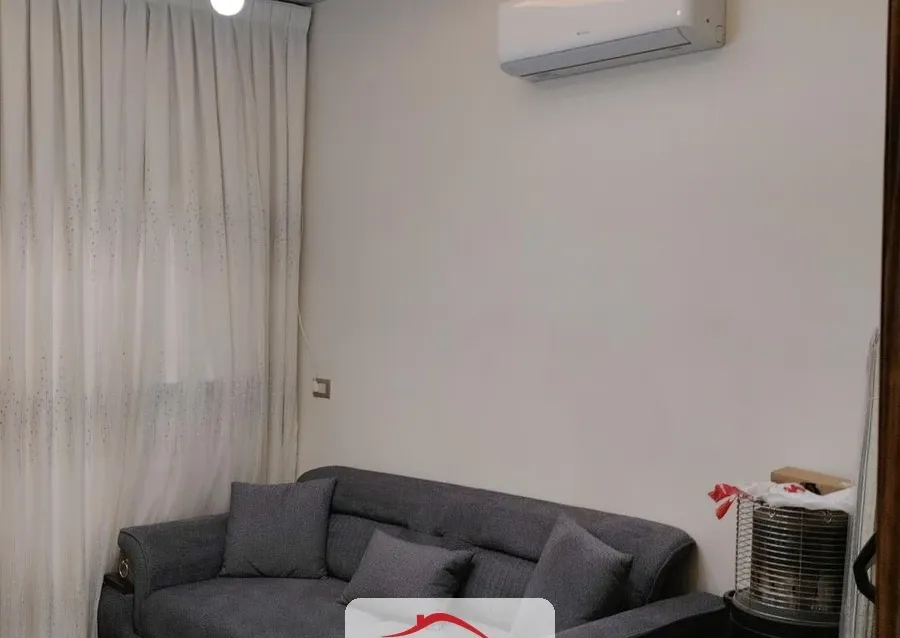 للبيع 4 غرف