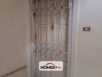 للبيع عدة غرف