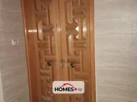 للبيع عدة غرف