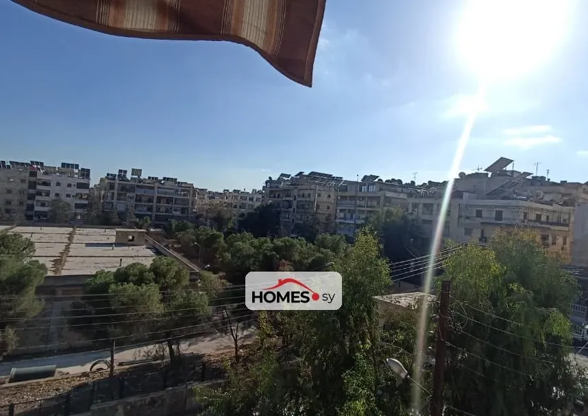 للبيع 4 غرف