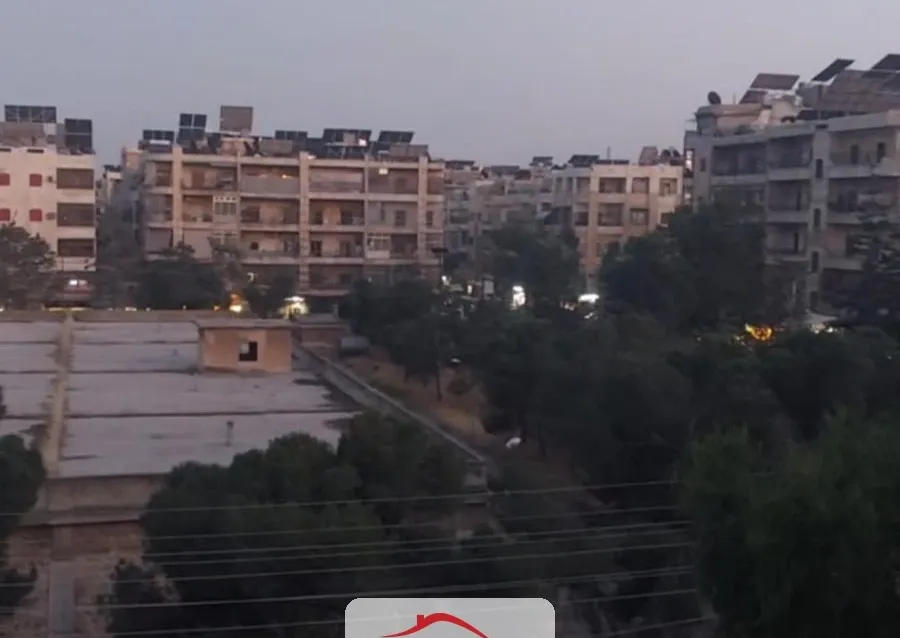 للبيع 4 غرف